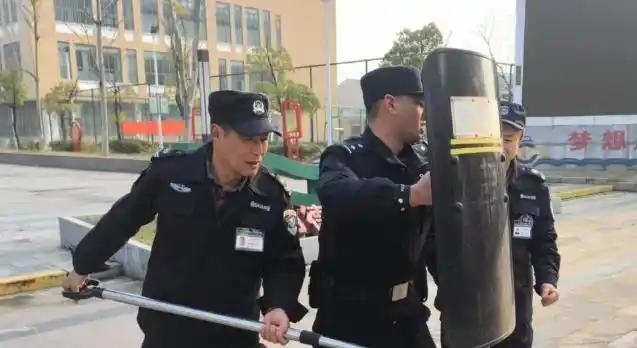 佐野海舟:拿1分和0分会是完全不同的局面;很遗憾远藤航的伤退