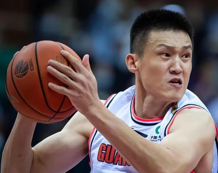 半全场分析:轻微受让与首回合结果错位,费伦茨瓦有望守住不败